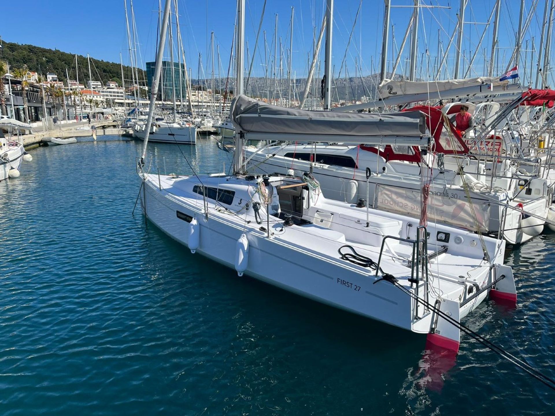 nausys-32014746-100556-n.jpg