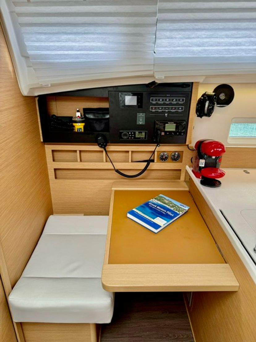 Jeanneau 410 Lucia