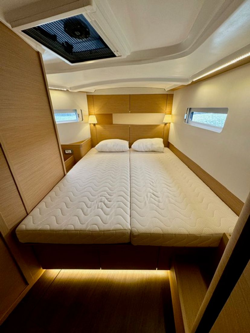 Jeanneau 410 Lucia