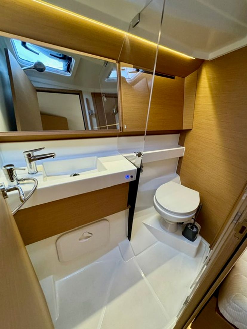 Jeanneau 410 Lucia