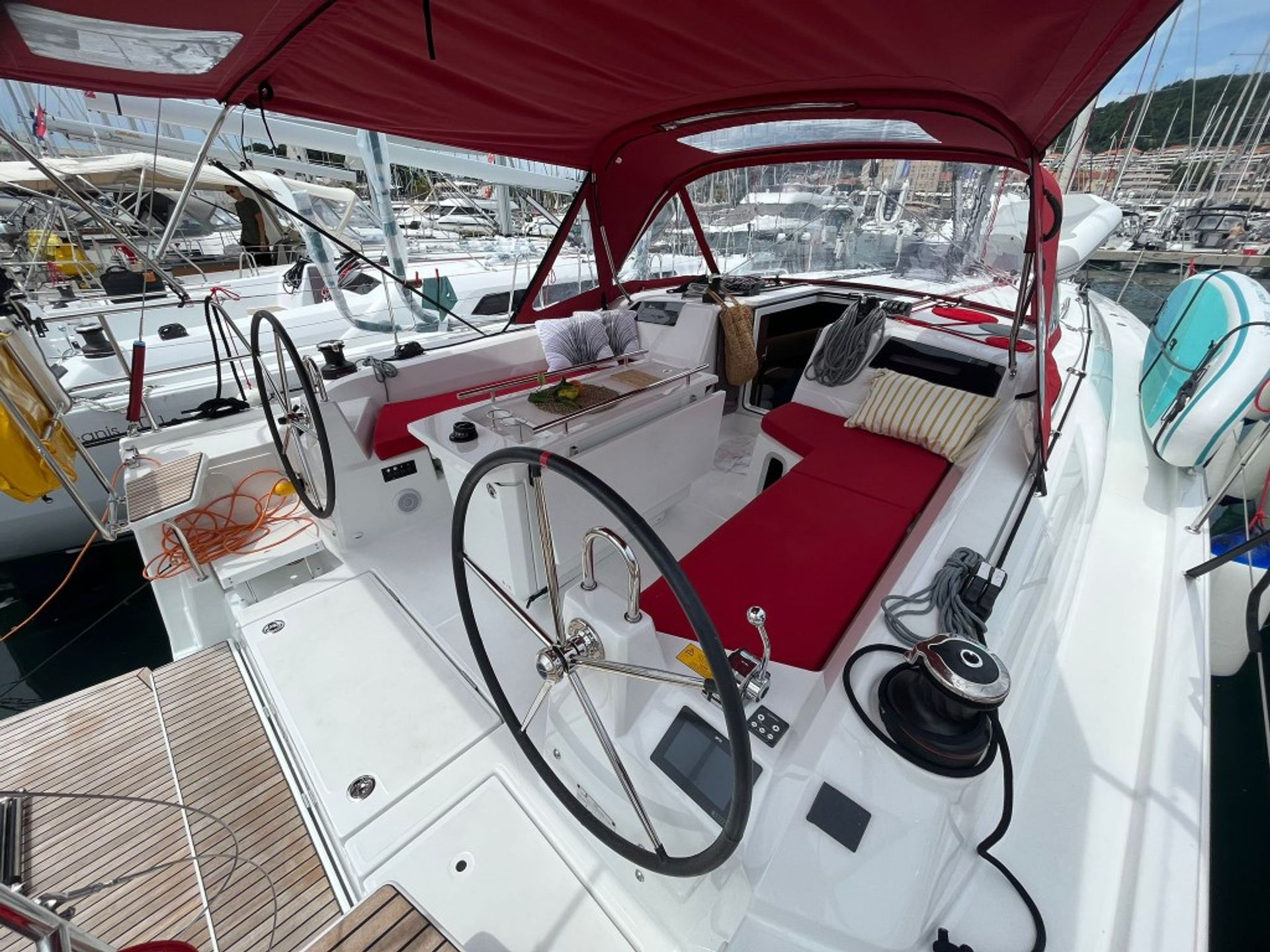 nausys-32244021-100556-n.jpg