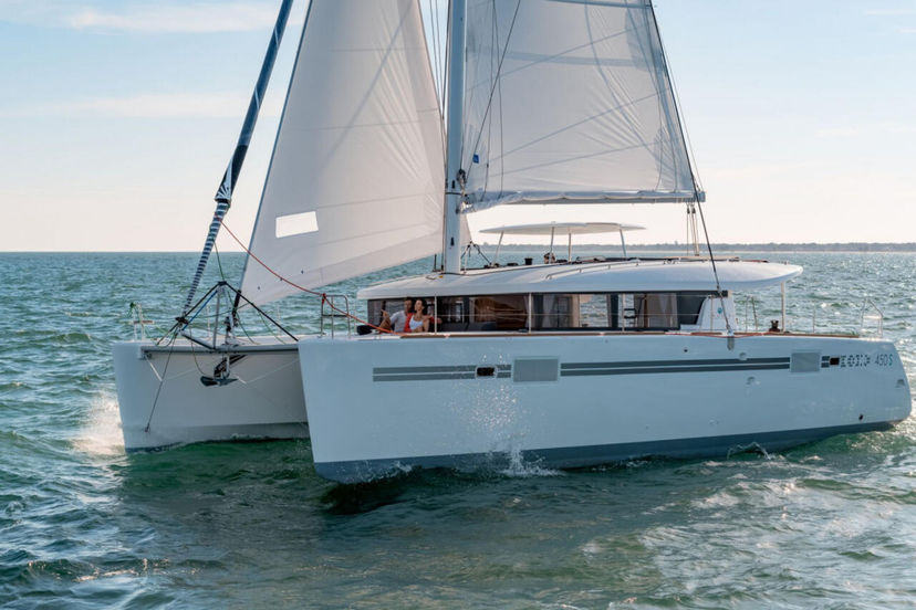 Lagoon 45 Blue Diamond