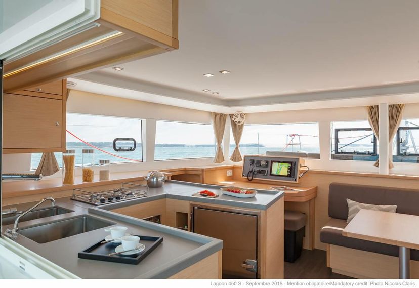 Lagoon 45 Blue Diamond