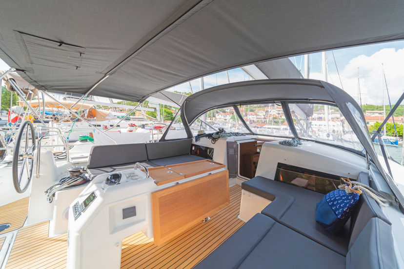 Jeanneau 49 First Ride