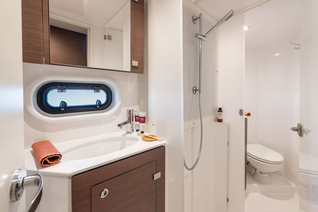 Catana 4.2 First Spark