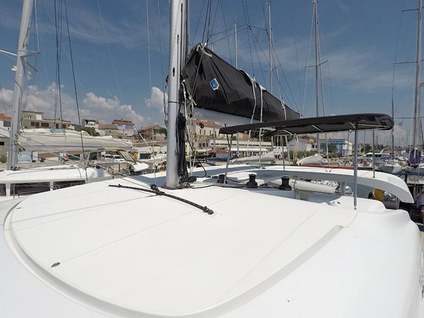 Lagoon 42 Abba