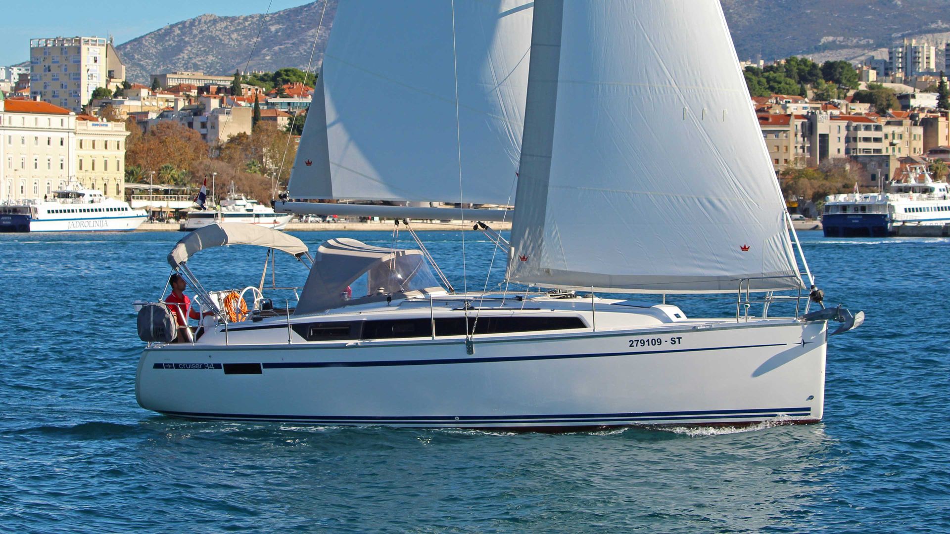 nausys-32641823-105313-n.jpg