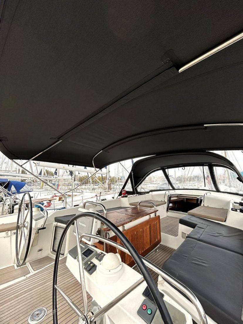 Jeanneau 57 Messenger