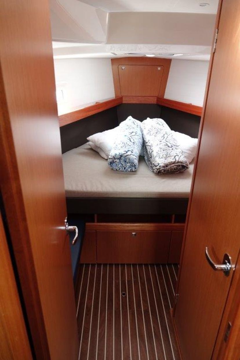 Bavaria Yachtbau CRUISER 41 Oberon