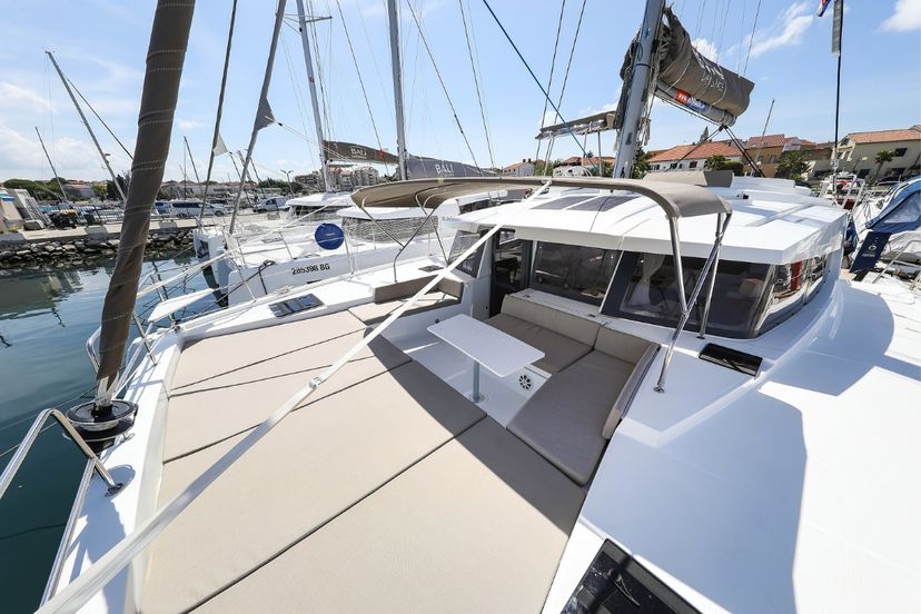 Catana 4.2 Supernova
