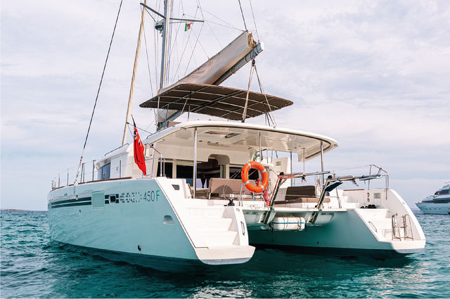Lagoon 45 Lluna