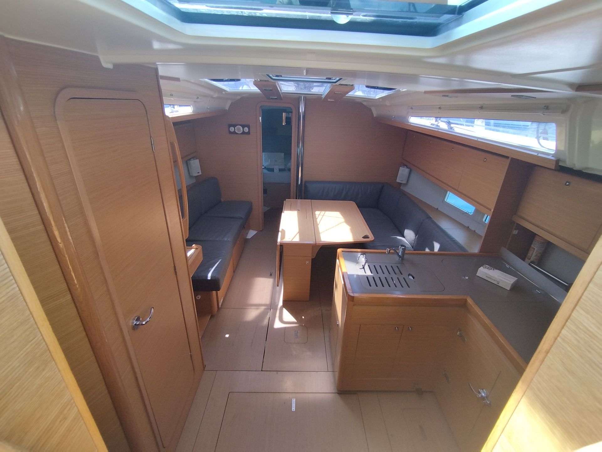 nausys-32861484-32683617-p.jpg