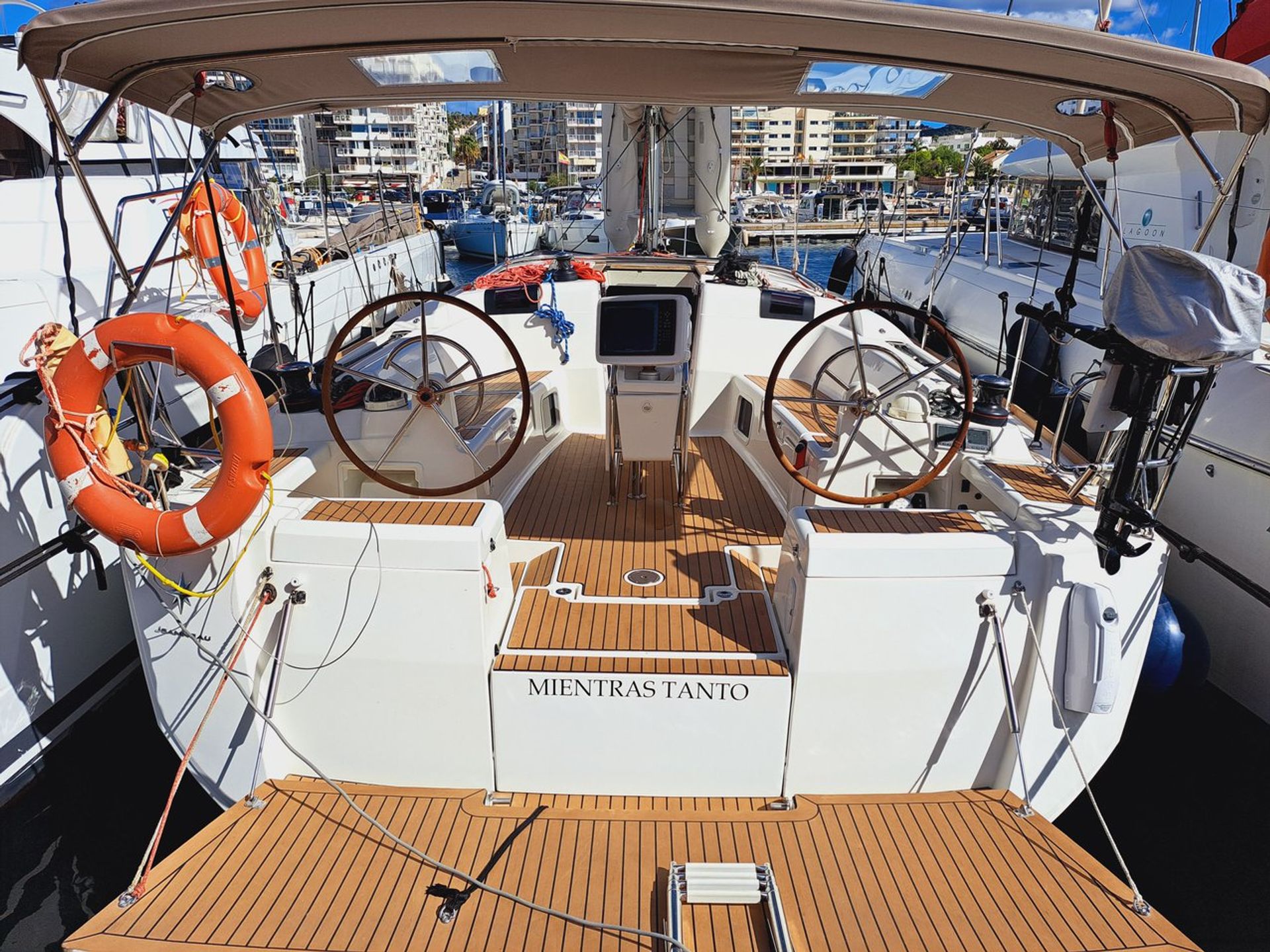 nausys-32862121-827770-main.jpg