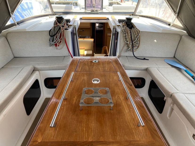 Dufour Yachts 52 Greenleaf