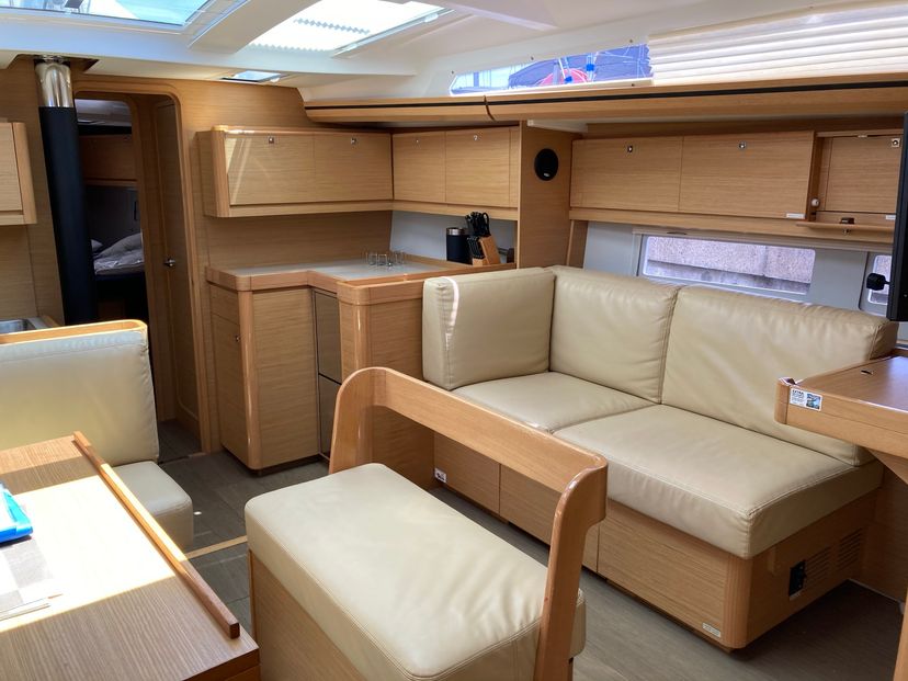 Dufour Yachts 52 Greenleaf