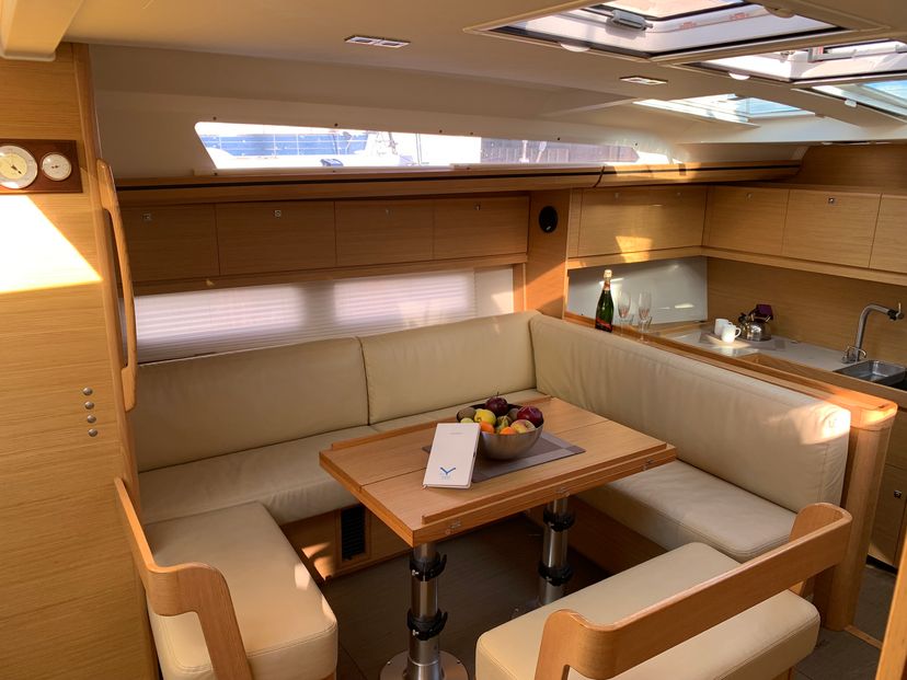Dufour Yachts 52 Greenleaf