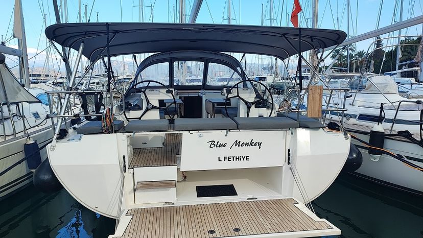 Bavaria Yachtbau 45 Blue Monkey