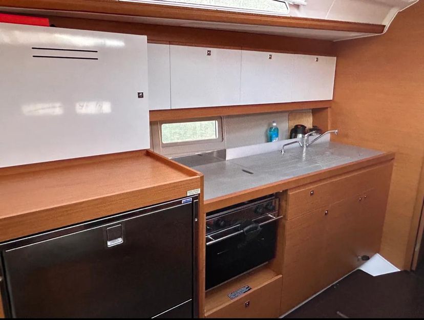 Dufour Yachts 39 Sail Corvus