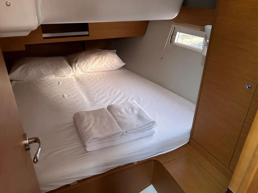 Dufour Yachts 39 Sail Corvus