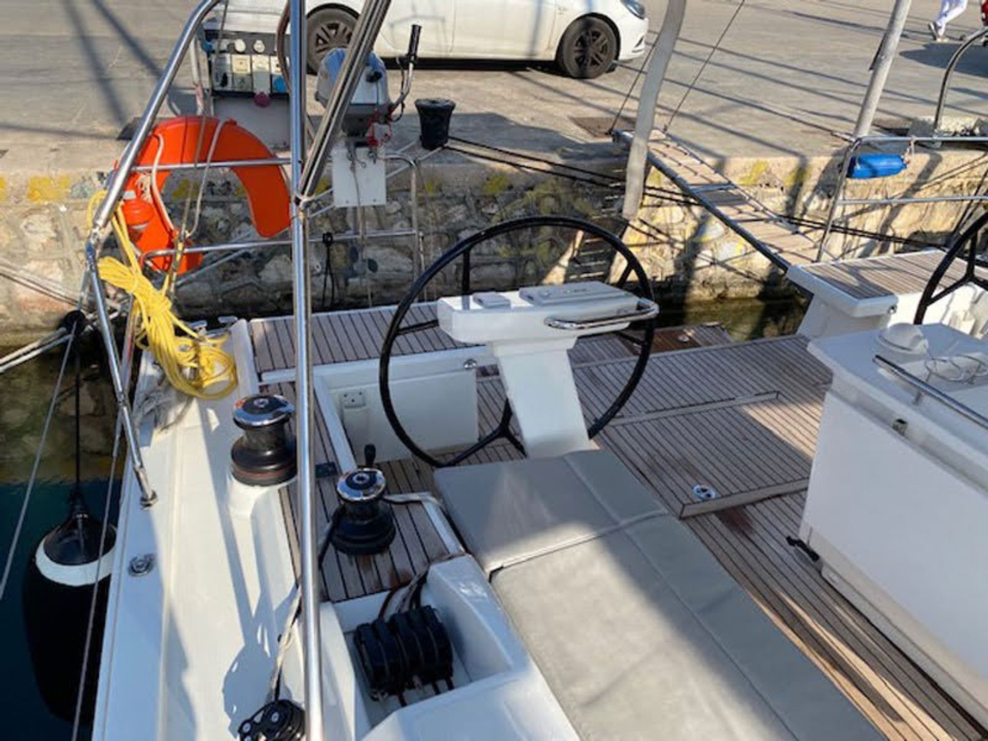 nausys-32964201-10098648-n2.jpg