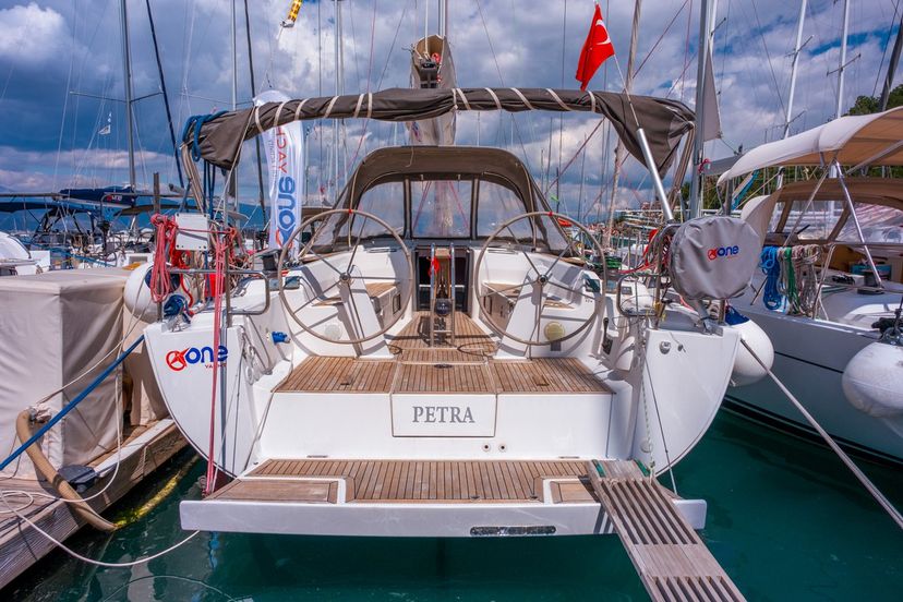 Hanse Yachts 45 Petra