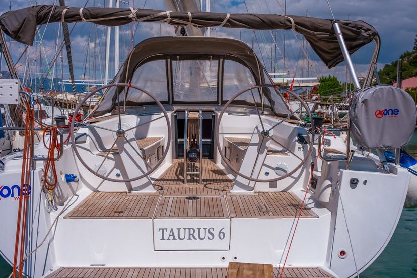 Hanse Yachts 45 Taurus 6