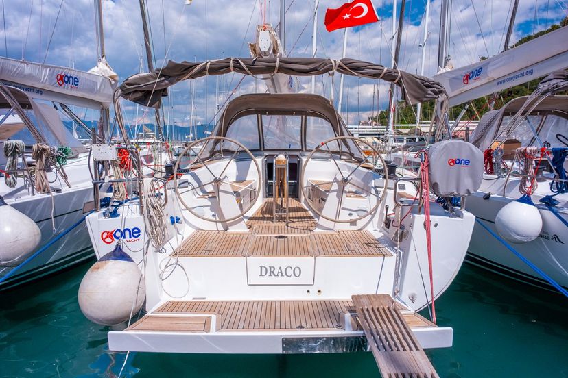 Hanse Yachts 45 Draco