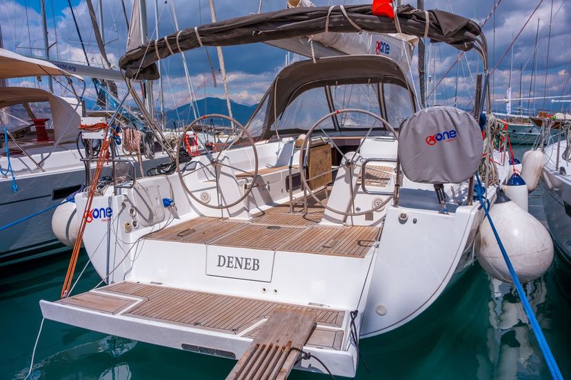 Hanse Yachts 45 Deneb
