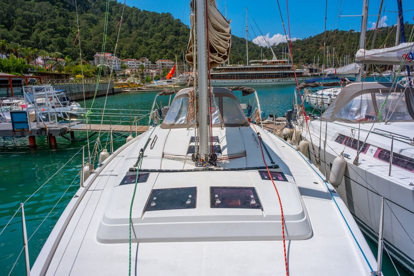 Hanse Yachts 45 Deneb