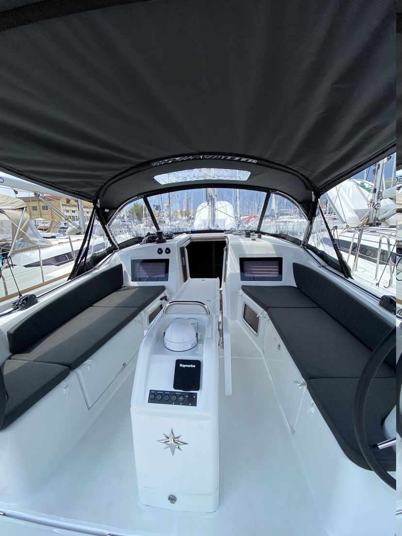 Jeanneau 410 night elli