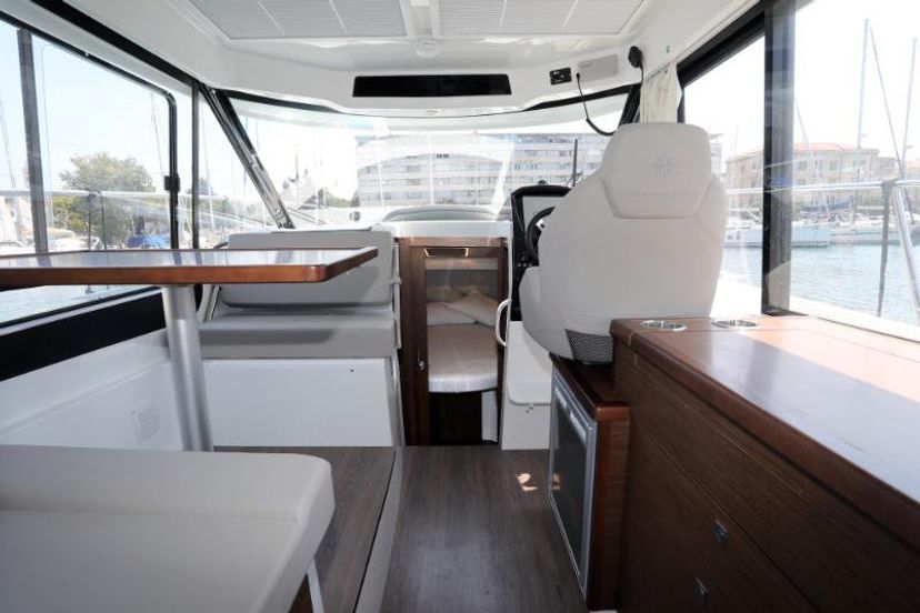 Jeanneau MERRY FISHER 895 Ema