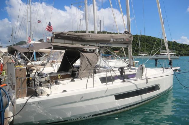 Dufour Yachts 37 Easy Wind
