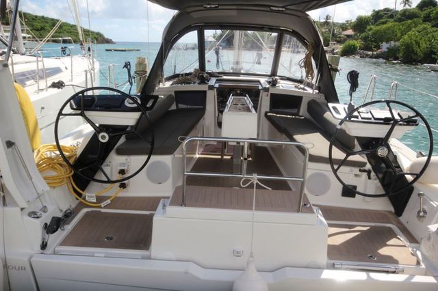 Dufour Yachts 37 Easy Wind