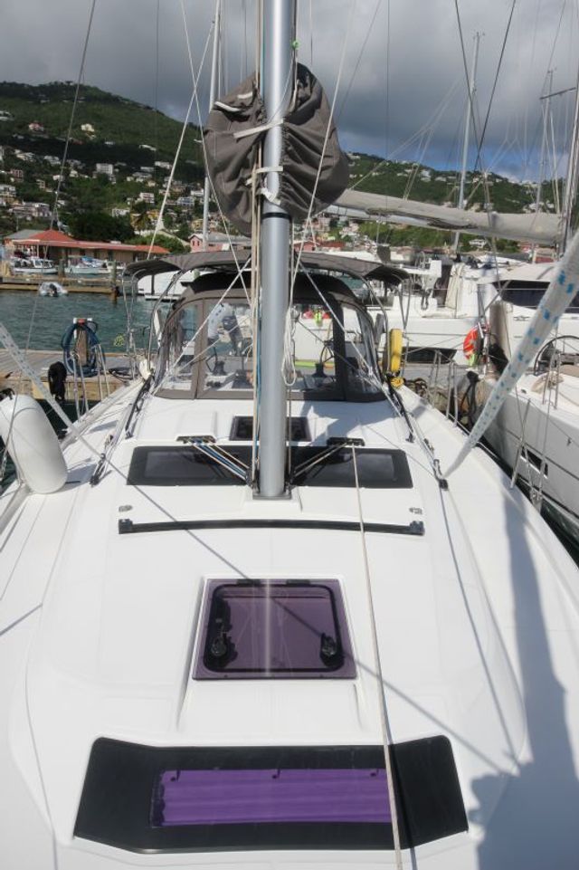 Dufour Yachts 37 Easy Wind