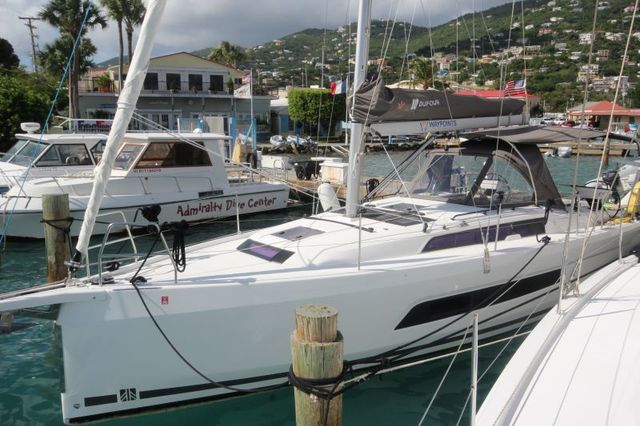 Dufour Yachts 37 Easy Wind