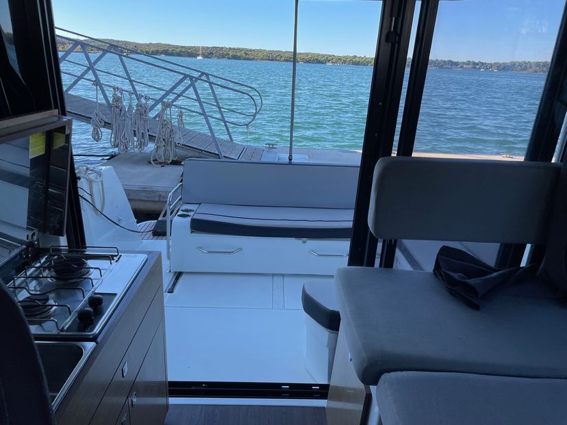 Jeanneau MERRY FISHER 895 Riva