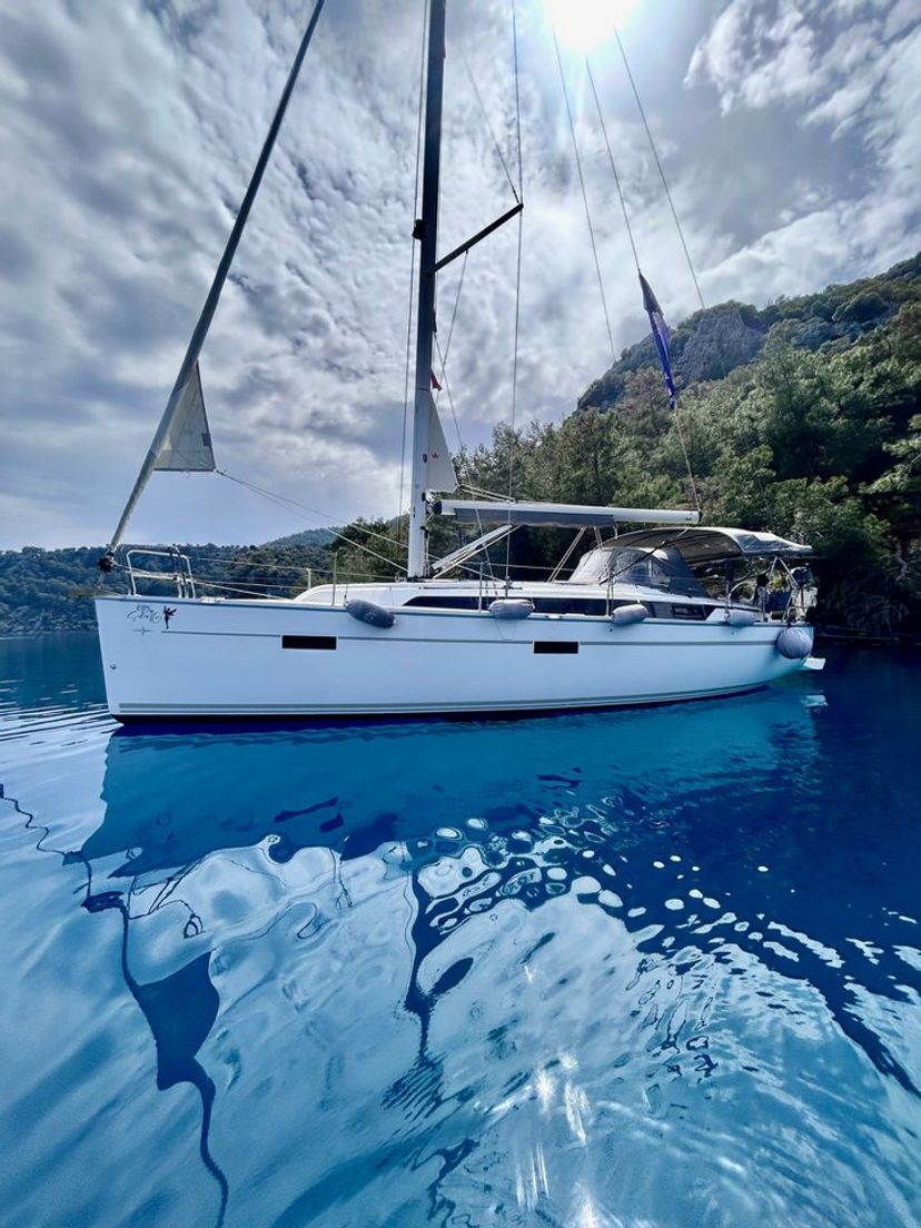 Bavaria Yachtbau 37 Enjoy the Silence