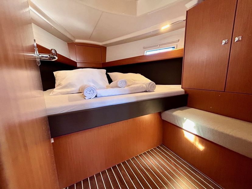 Bavaria Yachtbau 37 Enjoy the Silence