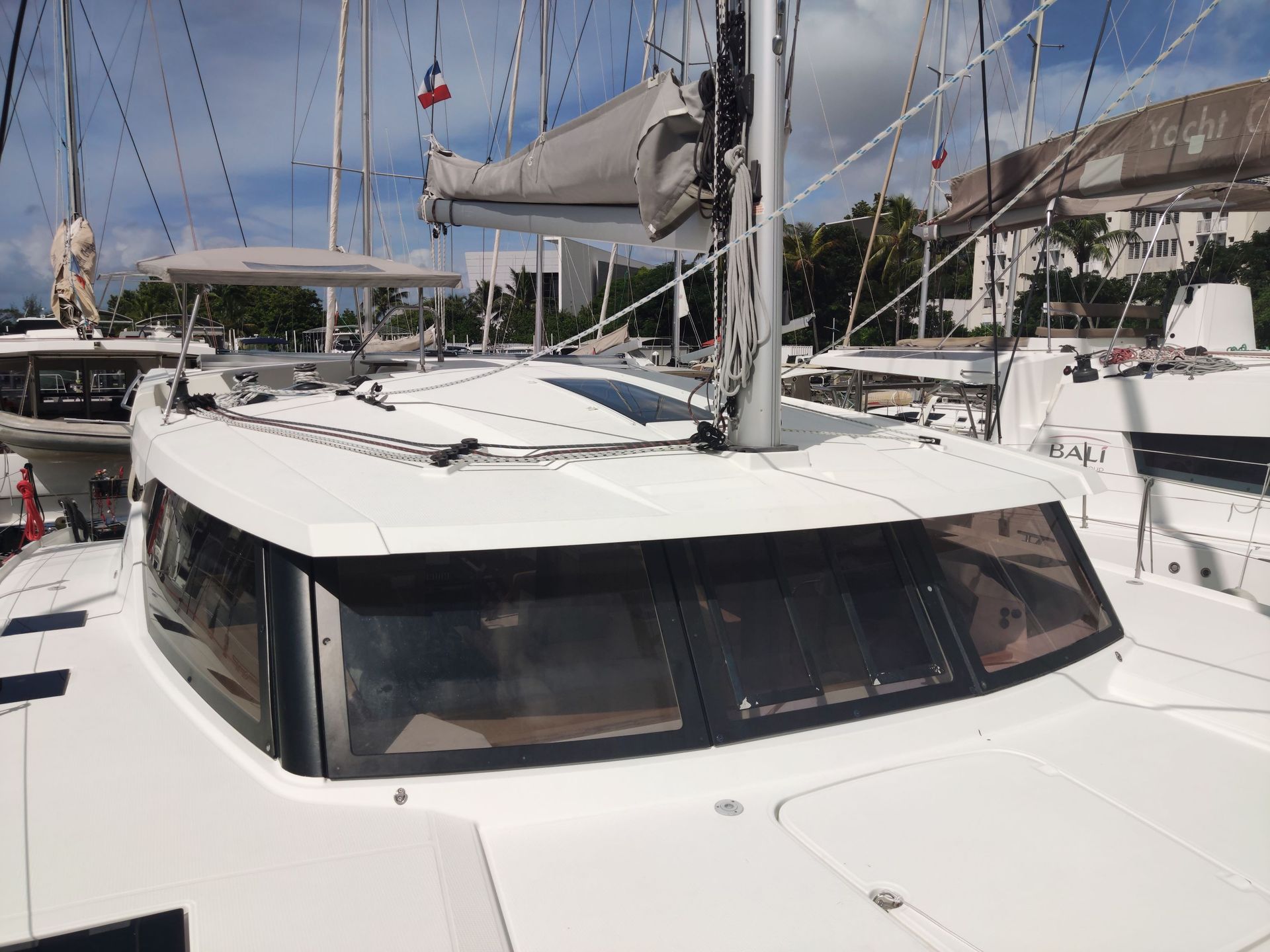 nausys-33368013-9870890-n2.jpg