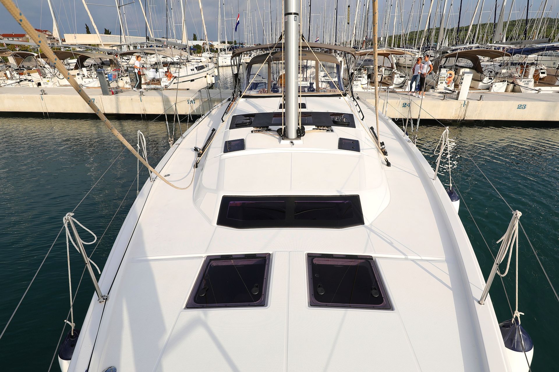 nausys-33387009-126227-n8.jpg