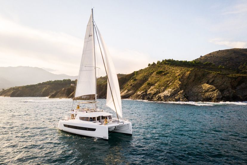 Catana 4.6 Sail and Travel