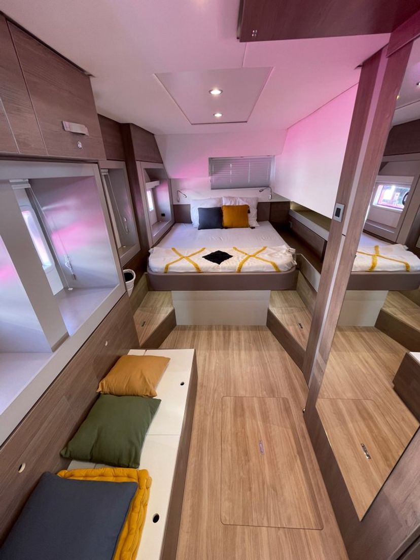 Catana 4.6 Sail and Travel