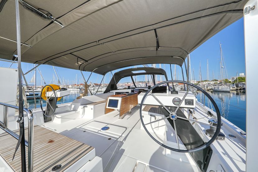 Dufour Yachts 47 Amber