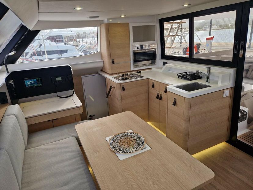 Aventura Catamarans 37 Wenny