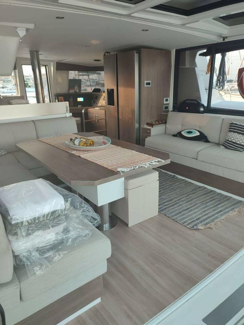 Catana 4.4 Nausicaa
