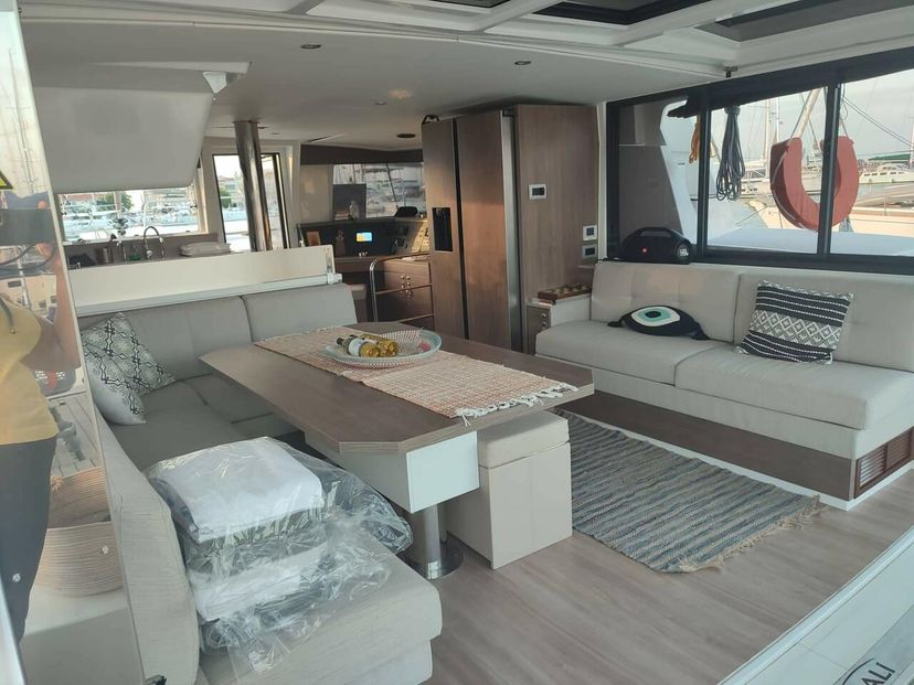 Catana 4.4 Nausicaa