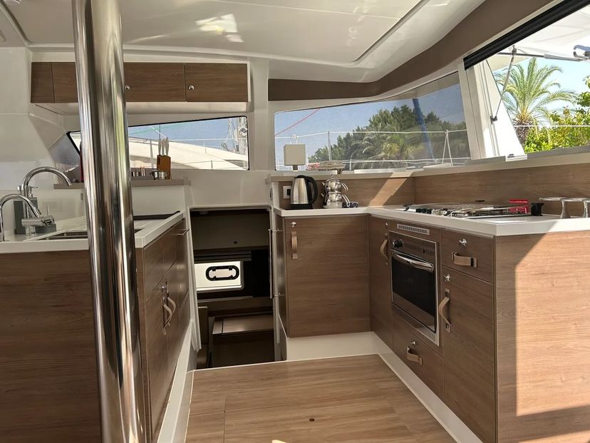 Catana 4.2 Sah Mat