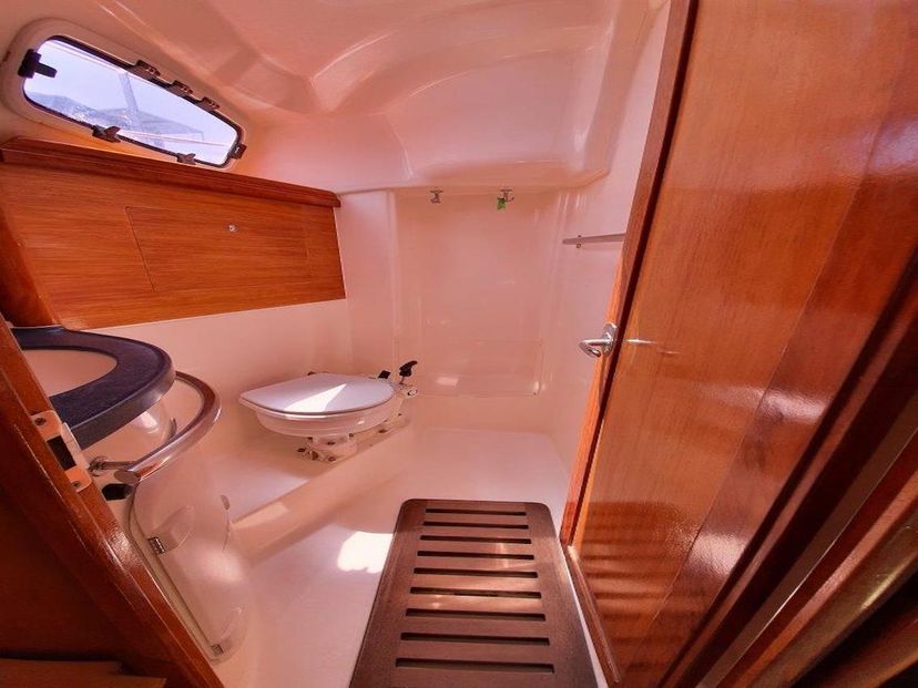 Bavaria Yachtbau CRUISER 33 Fei Jian