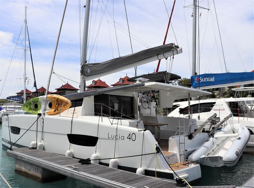 Fountaine Pajot 40 Lucinda