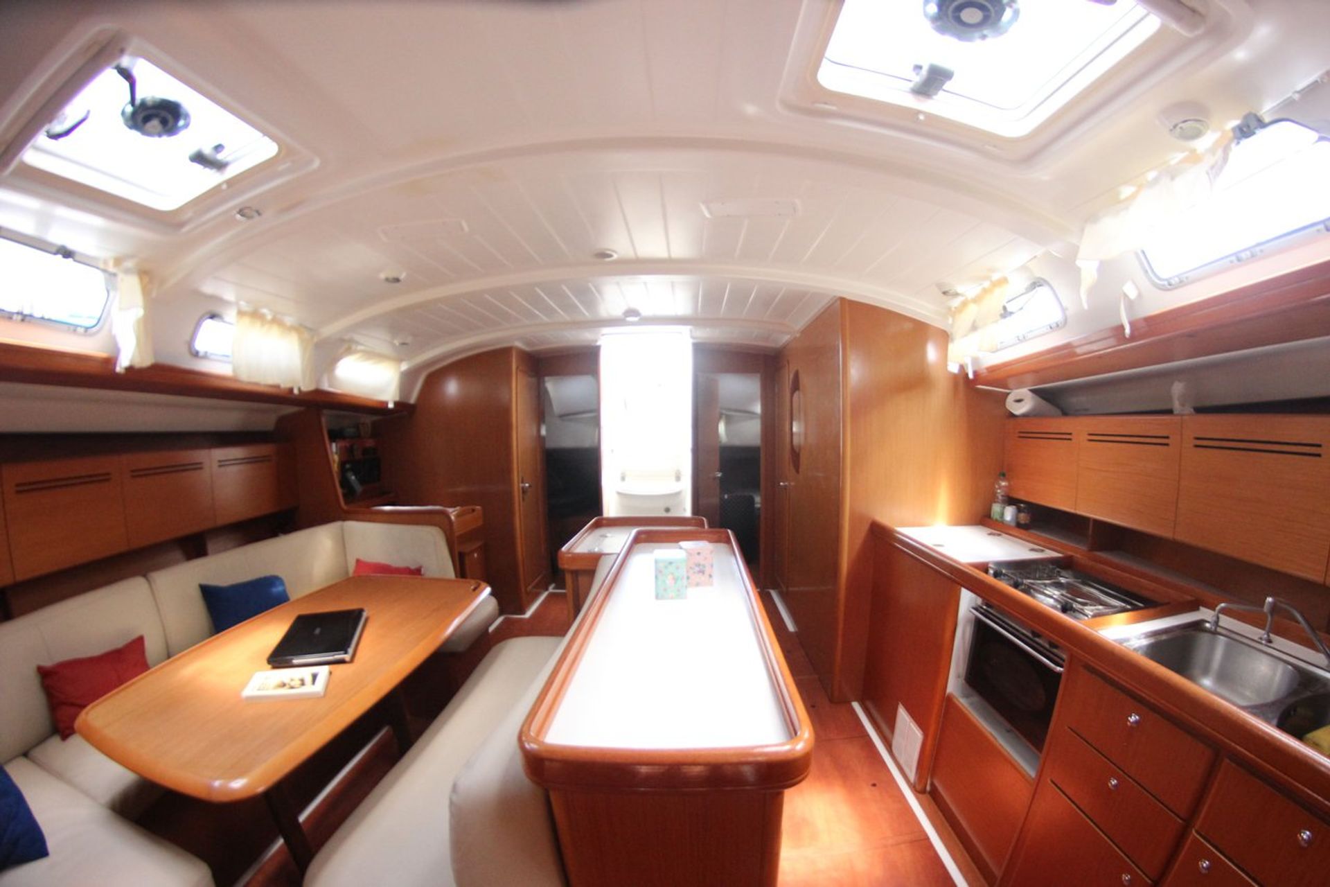 nausys-34894599-34885654-p.jpg